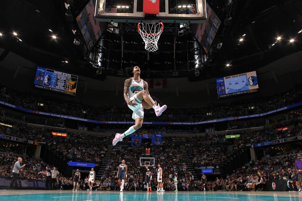 在篮板球的 在篮板球的